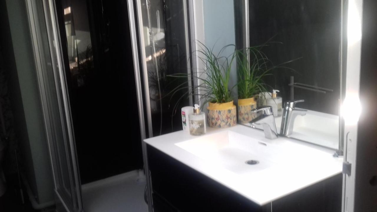 Chambre Dans Maison Privee Awoingt Zewnętrze zdjęcie