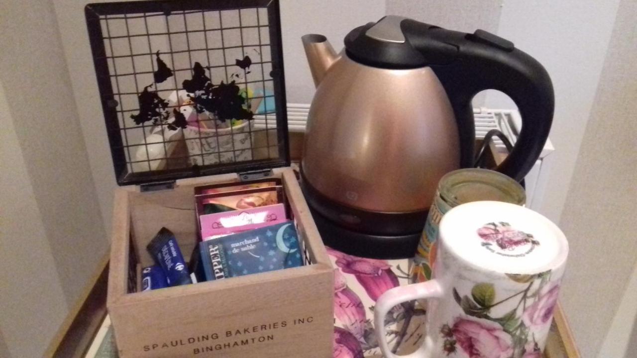 Chambre Dans Maison Privee Awoingt Zewnętrze zdjęcie